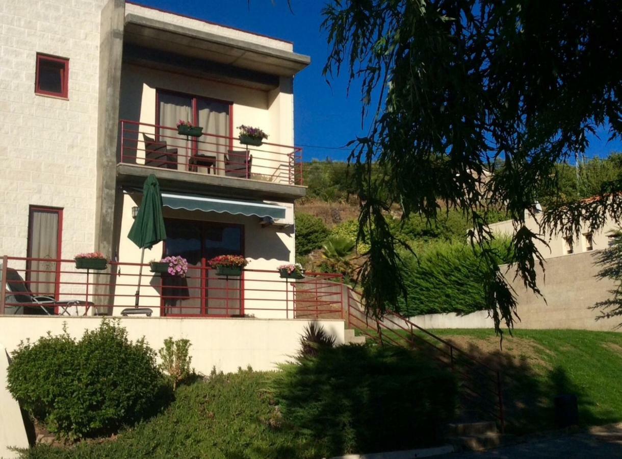 Гостевой дом Casa No Douro Мезан-Фриу Экстерьер фото